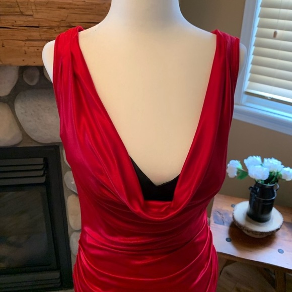 BCBGMaxazria Red dress with built in corset - Picture 6 of 7